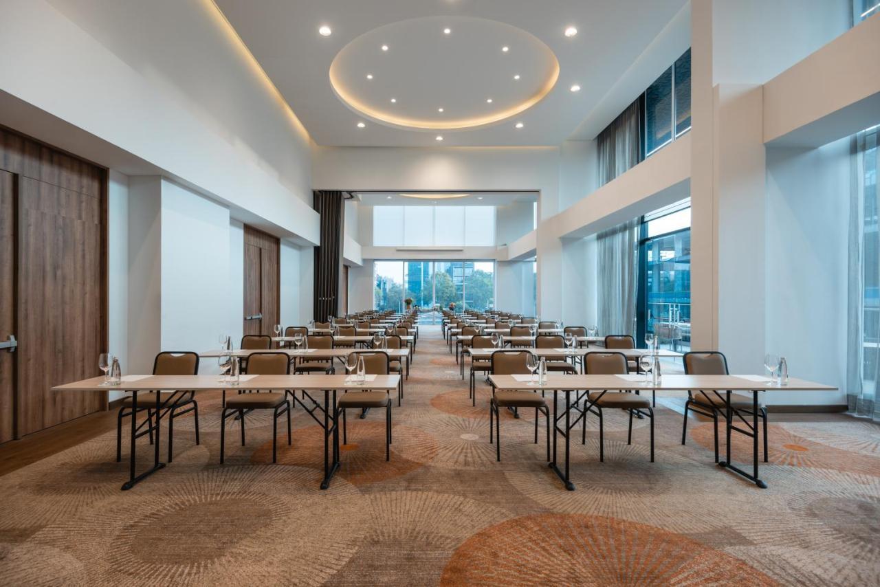 Residence Inn By Marriott Bogota Exterior photo