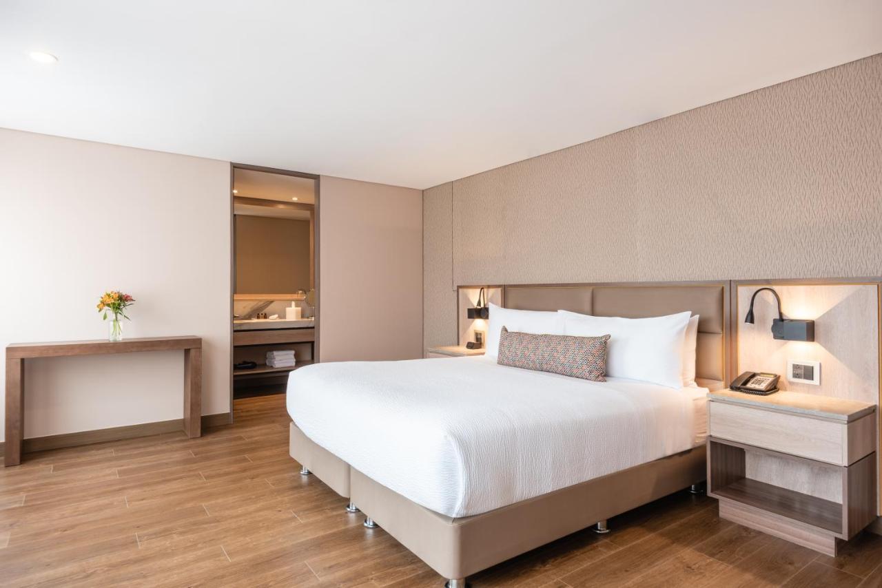 Residence Inn By Marriott Bogota Exterior photo
