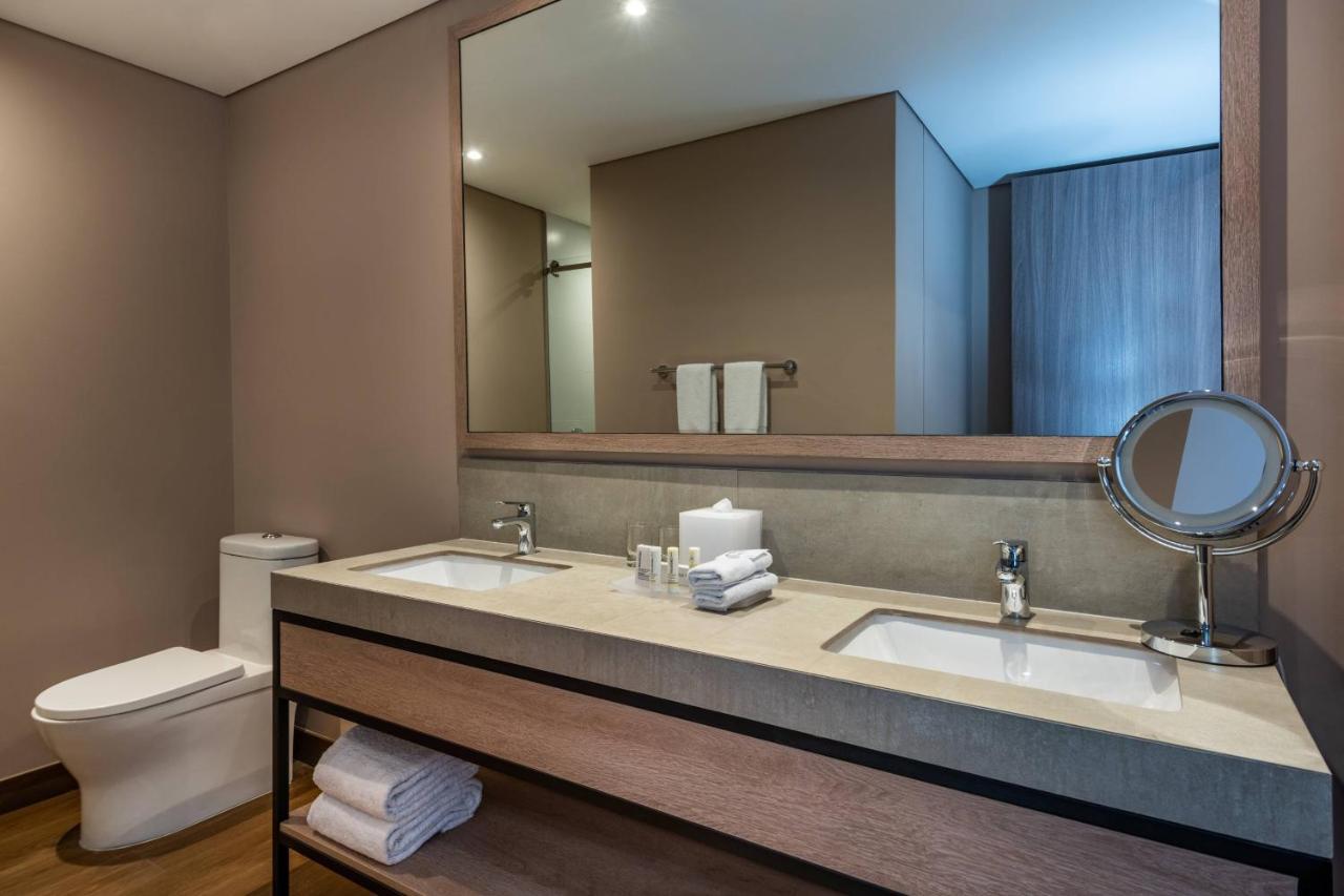 Residence Inn By Marriott Bogota Exterior photo