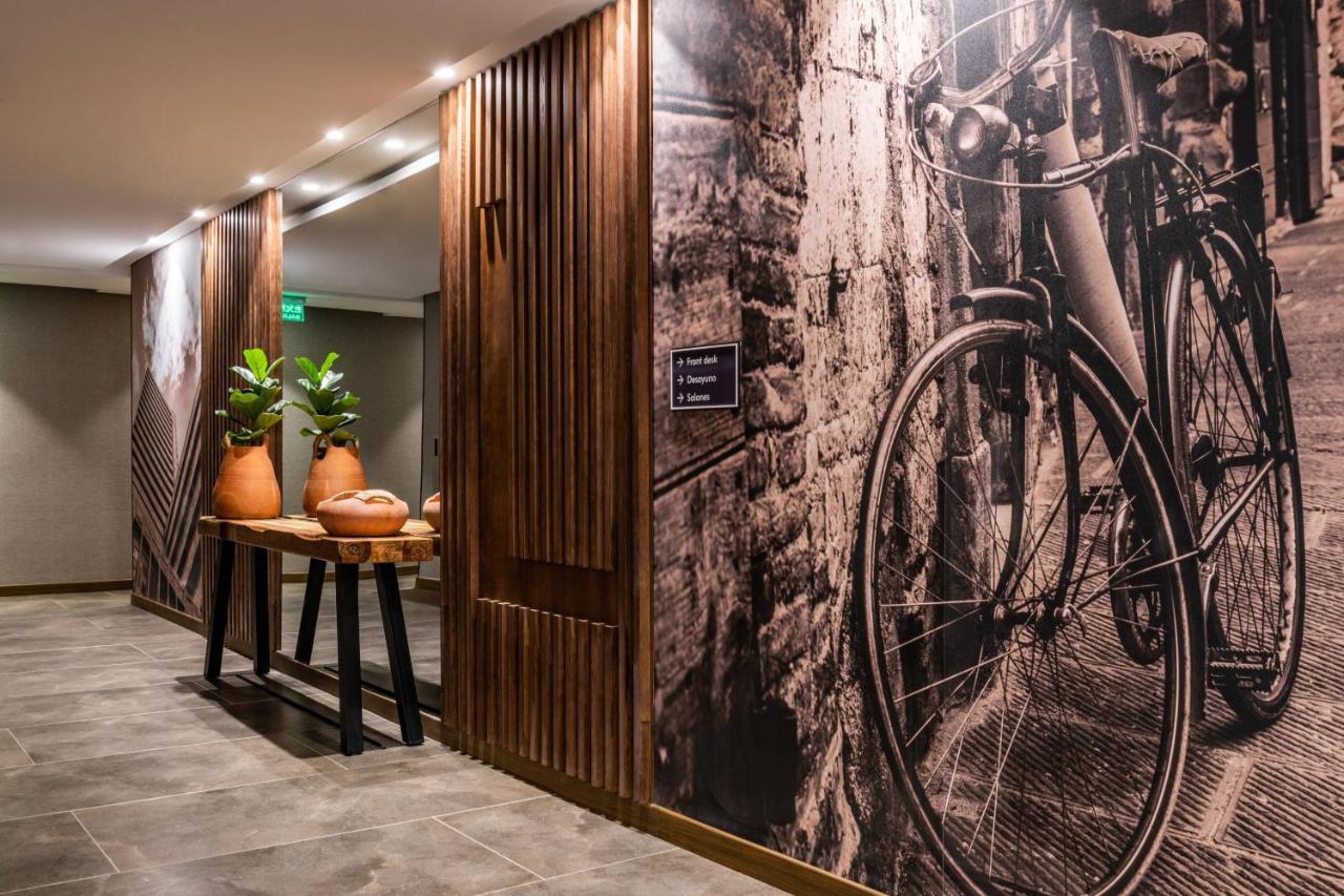 Residence Inn By Marriott Bogota Exterior photo